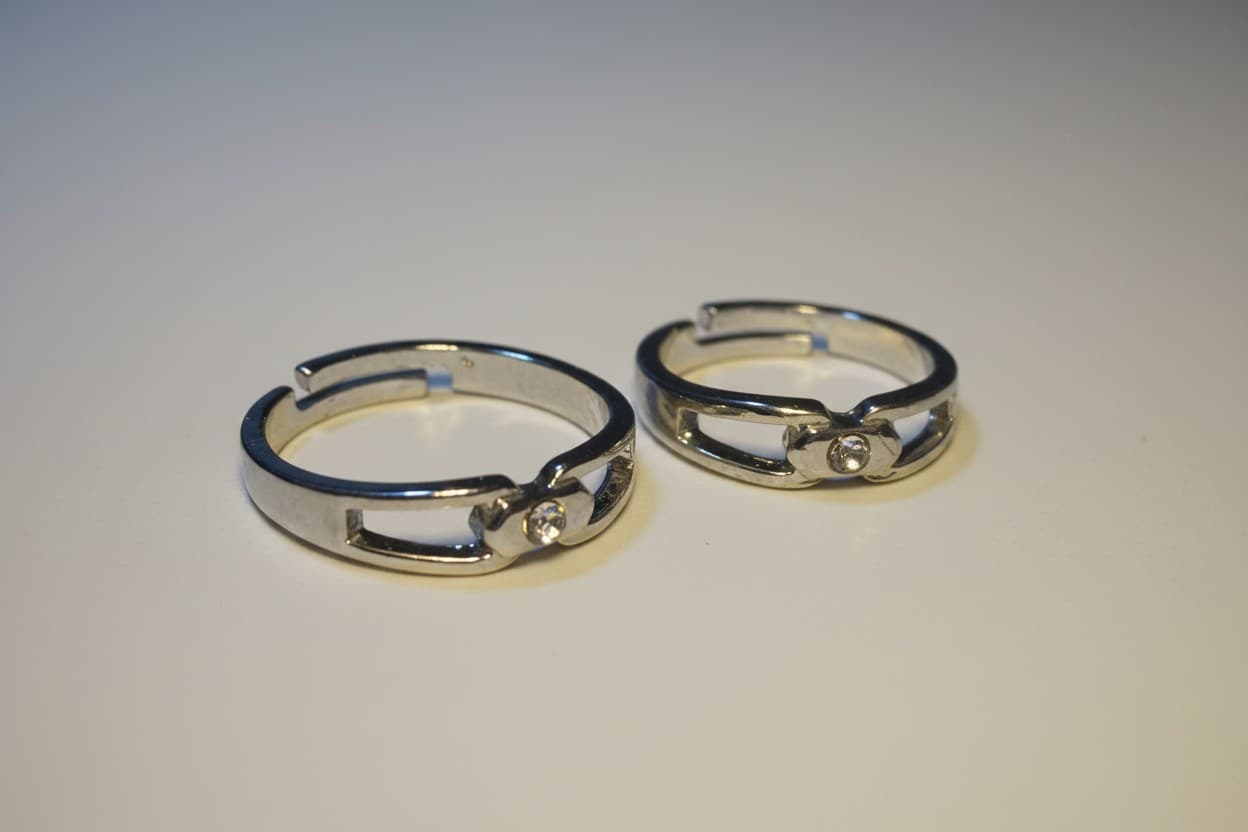 Minimalist Crystal-Accent Couple’s Ring Set